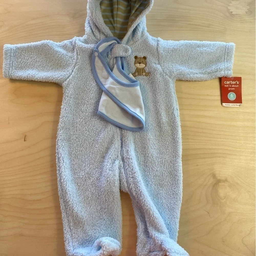 Carter’s Out ‘n About Pram size 6 months (DW)